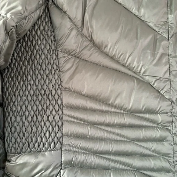 Bernardo Olive Green Puffer Jacket - Size XL - Never Worn - Picture 6 of 9